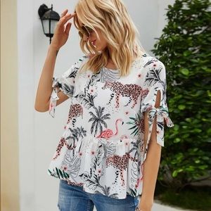 ✨5/$25✨ SHEIN Animal Print White Tie Sleeve Top